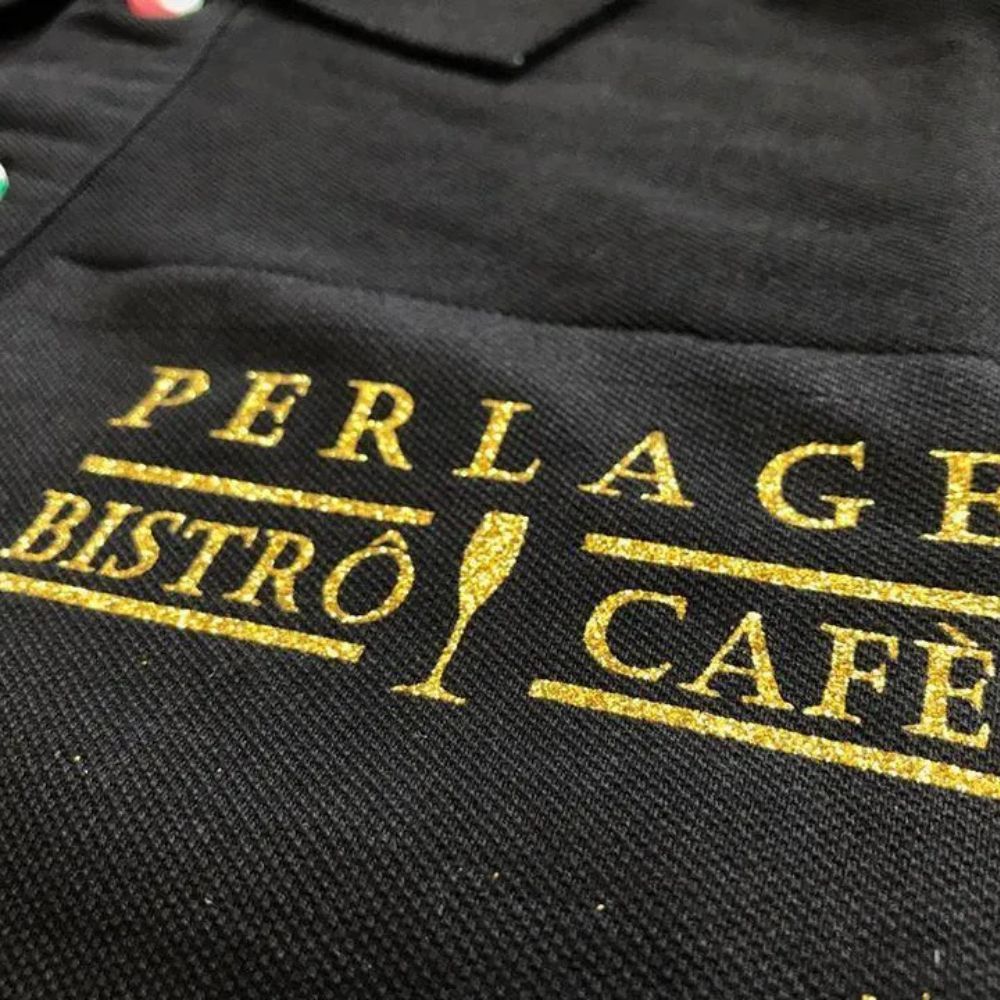 Abbigliamento aziendale personalizzato con logo ricamato e stampato a Brescia